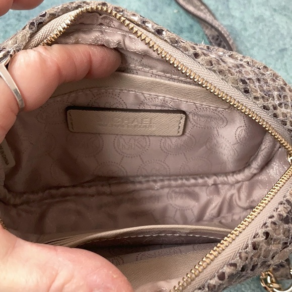 For Rebecca Michael Kors EUC Grey Snake Skin Small Crossbody Bag w … - Picture 9 of 11